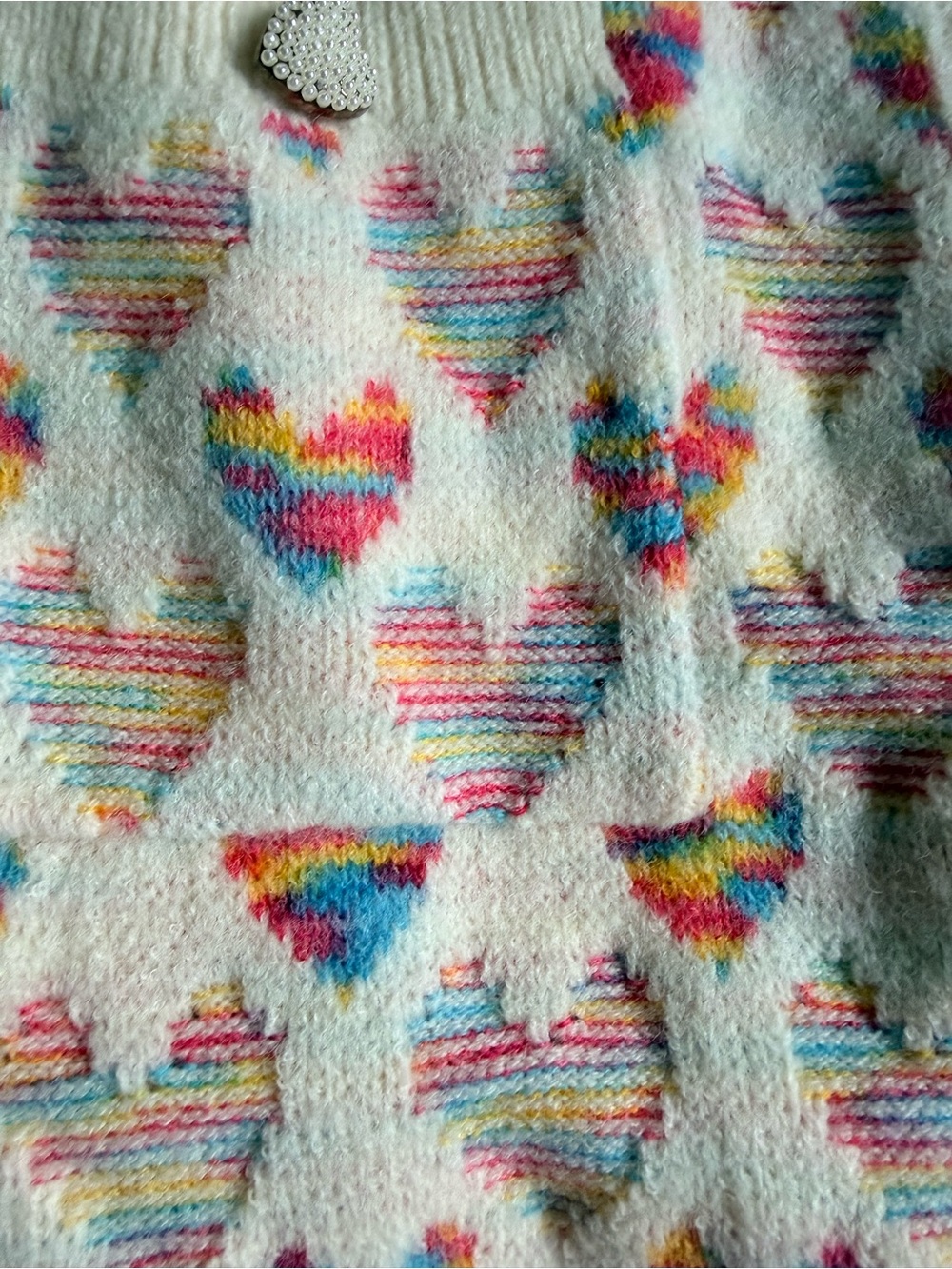 POL Cream Cardigan with Multicolor Heart Pattern - Picture 4 of 6